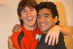 maradona et messi son remplacent